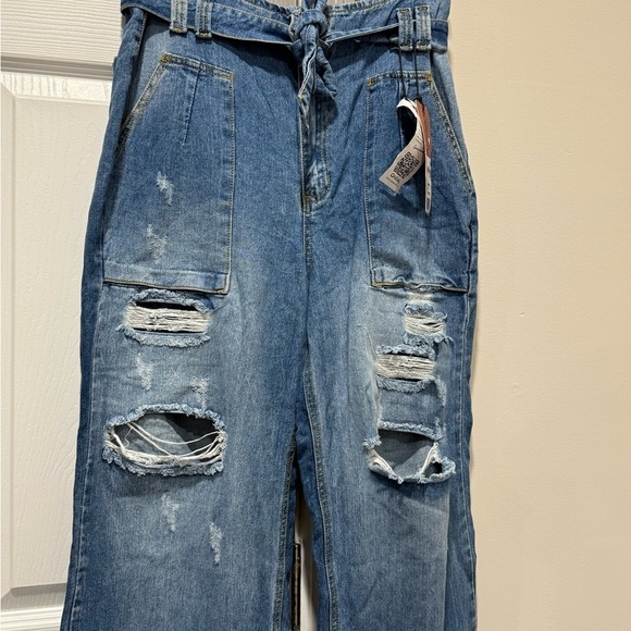 AsiSea belted distressed Jeans made in Columbia Sz 12/30 - Picture 4 of 13